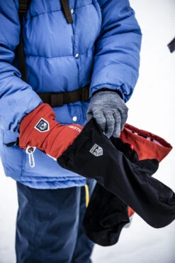 Hestra Seam Sealed Mitt -Soft Hand Gloves Store 284 2e9a02614c e1a8702 original