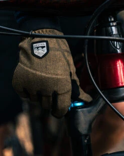 Hestra Bike Infinium BC 5-finger 15 Hestra Bike Infinium BC 5-finger -Soft Hand Gloves Store 301 9c0aed721b apperstudio hestra enduro brown 1 original