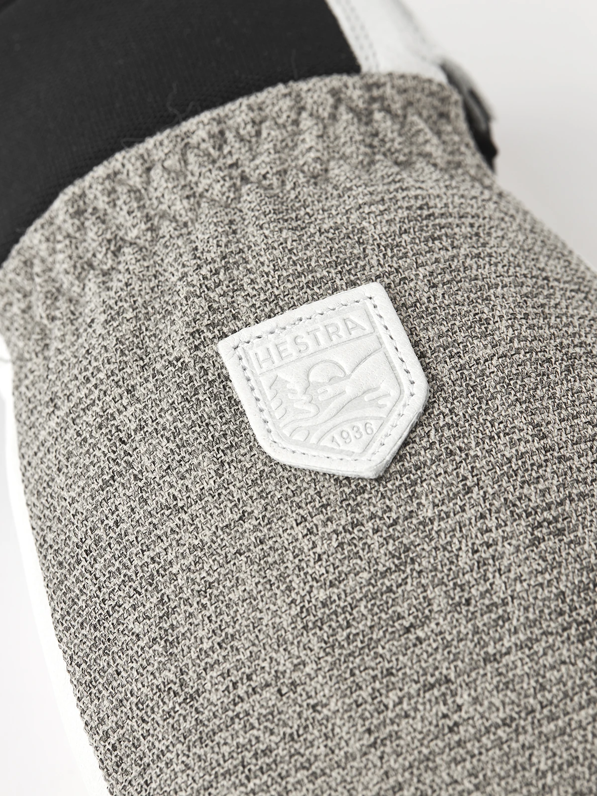 Hestra Army Leather Patrol Female Mitt 6 Hestra Army Leather Patrol Female Mitt - Image 4