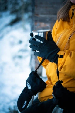 Hestra Merino Wool Liner Active 5-finger -Soft Hand Gloves Store 592 8cbc334a0d liner barn 4 original